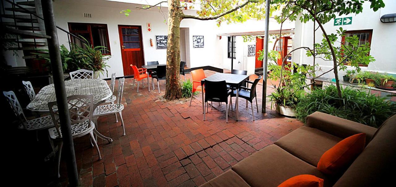 Hostel Zebra Crossing Backpacker Kapsztad Zewnętrze zdjęcie